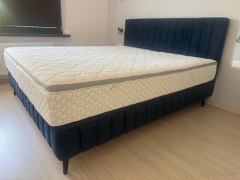 Čalúnená manželská posteľ - modrá, 180x200 cm - 2