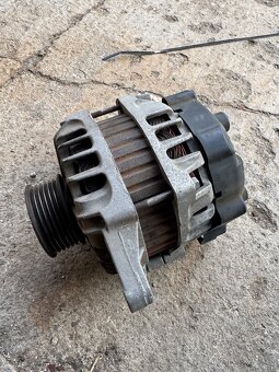 Predám alternátor Kia Ceed Hyundai i30 valeo 2655447 - 2