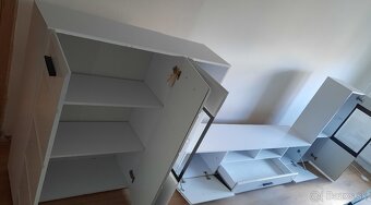 Predám obývačkovú stenu + písací stôl - 2