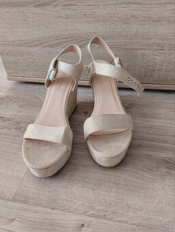 Dámske sandále veľ.41 - 2