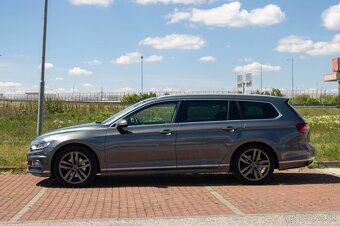 Volkswagen Passat Variant R-Line - 2
