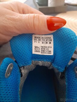 Adidas 39 1/3 - 2