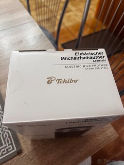 Tchibo - Elektricky napeňovač - 2