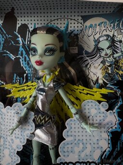 Monster High Frankie Stein Voltageous - 2