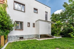 Rodinný dom, 3 podlažný 7-izbový, na tichom a vyhľadávanom m - 2