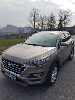 Hyundai Tucson - 2