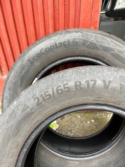 215/65R17 - 2