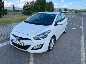 Predám Hyundai i30 1.4i MPI DOHC CVVT Comfort r. v. 2012 - 2