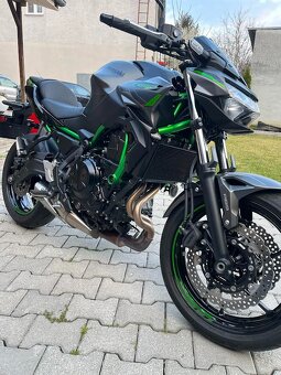 Kawasaki Z650 - 2