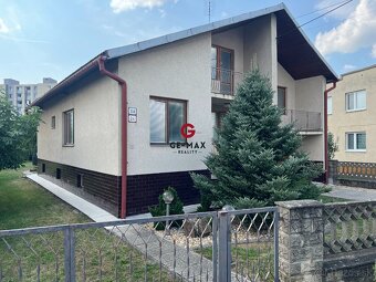 VEĽKÝ RODINNÝ DOM V CENTRE SOBRANIEC S KRÁSNYM POZEMKOM A LE - 2