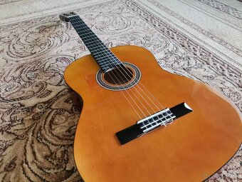 Klasická gitara pre ľavákov. - 2