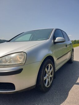 Golf 5 - 2