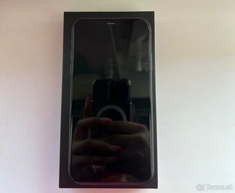 Predám IPhone 11 64gb - 2