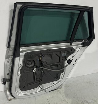 BMW E91 touring, ľave zadne dvere, KOMPLTNE - 2