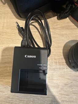 Canon eos 2000D - 2