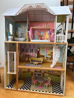 Domcek pre Barbie - 2