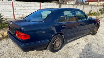 Rozpredaj Mercedes E 220 diesel, W210 - 2