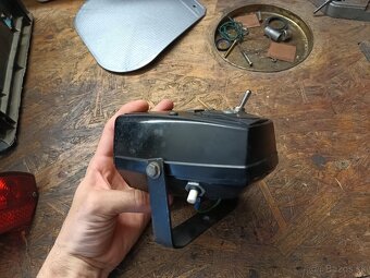 Predné svetlo pre dvojvlaknove žiarovky na moped - 2