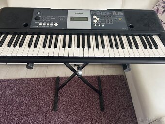 Yamaha Keyboard YPT230 - 2