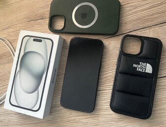 iPhone 15 – 128 GB – Black – 92 % batéria - 2