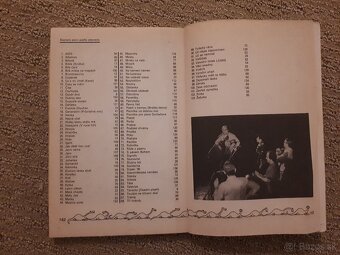 Fotografické knihy a spevníky - 2