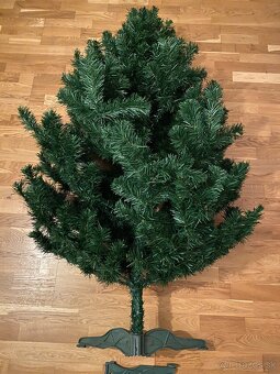 Vianočný stromček Umelý - 2