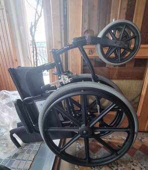 invalidný vozík - 2