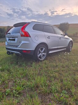 Volvo XC60 - 2