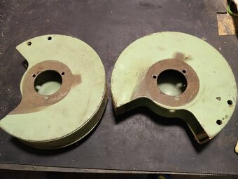 Kryty na brusku elko - 2