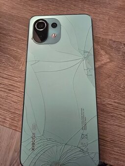 Predám smartfón Xiaomi Mi 11 Lite - 2