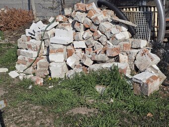 Darujem stavebny material - sutinu - 2