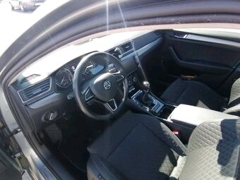 Škoda superb 1.6tdi 88kw - 2