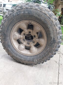 235/75 R15 komplet sada - 2