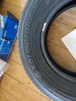 Dobrý deň predám 1 pneu..215/75 R16C - 2