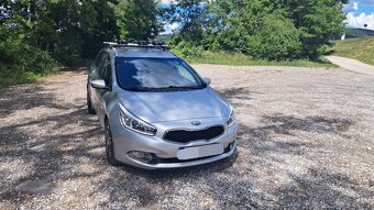 Kia Ceed sw 1,6 benzín - 2