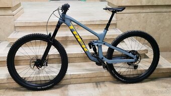 TREK Slash 9.8 XT enduro - 2