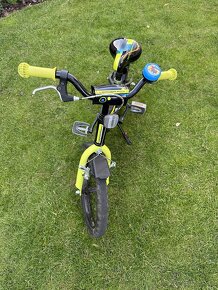 Bicykel Leader Fox 16 + pomocne kolieska + zlta helma - 2
