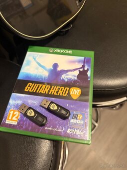 Guitar Hero Live party bundle xbox one - 2