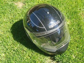 Mám na predaj dámsku vyklapaciu prilbu zn. Schuberth - 2