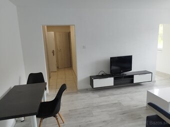 Na prenájom 2 izbový byt s balkónom - 2