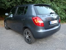 Škoda Fabia II benzín 2010 šedá tmavá metalíza - TOP PONUKA - 2