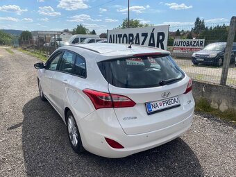 Hyundai i30 1.6i 88kW, Rok výroby 2014, klimatizácia - 2