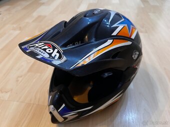 Predám prilbu na motorku Airoh veľkosť xs - 2