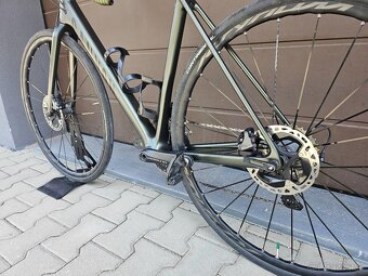 Canyon Endurace CF SL Disc 8.0 SL veľ. M s prislušenstvom - 2