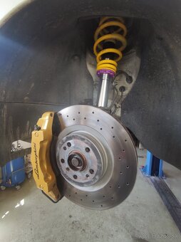 6- piesty BREMBO Porsche 350mm - 2