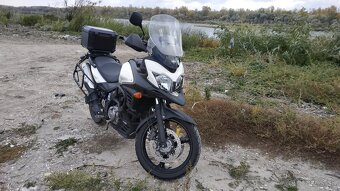 Ponúkam na predaj Suzuki V-Strom,DL 650 A rok výroby 2012, - 2