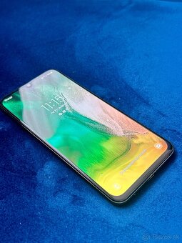 Samsung Galaxy A40 4GB/64GB A405 Dual SIM - 2