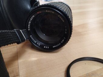 Minolta X-700 s obj. 1.7/50 v top stave + príslušenstvo - 2