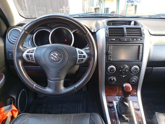 Suzuki Grand Vitara - 2