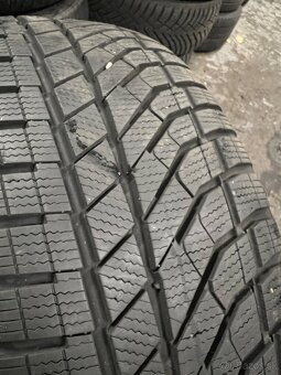 225/45 R19 zimne pneumatiky - 2
